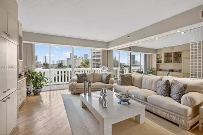 3000 Island #502, Aventura, FL 33160 - Photo 3