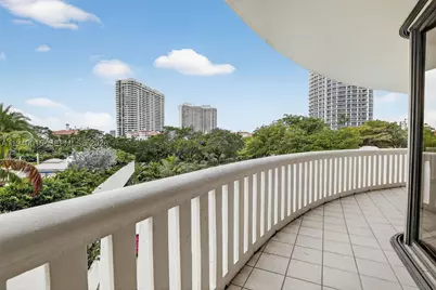 3000 Island #502, Aventura, FL 33160 - Photo 35