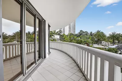 3000 Island #502, Aventura, FL 33160 - Photo 43