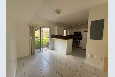 935 NE 33rd #104, Homestead, FL 33033 - Photo 3