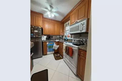 9041 Sunrise Lakes #207, Sunrise, FL 33322 - Photo 3