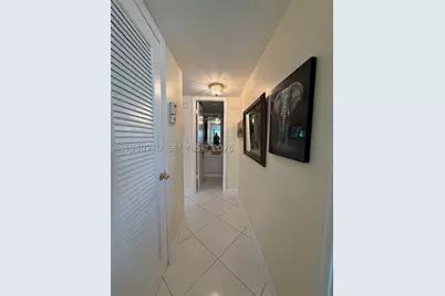 9041 Sunrise Lakes #207, Sunrise, FL 33322 - Photo 17