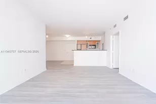 335 S Biscayne, Miami, FL 33131 - Photo 9