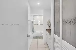 5005 Collins, Miami Beach, FL 33140 - Photo 5