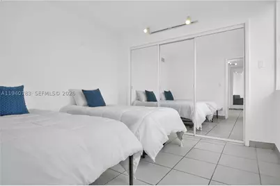 5005 Collins #824, Miami Beach, FL 33140 - Photo 11