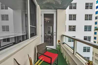 5005 Collins #824, Miami Beach, FL 33140 - Photo 25
