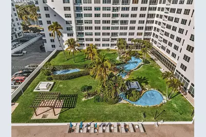 5005 Collins #824, Miami Beach, FL 33140 - Photo 47