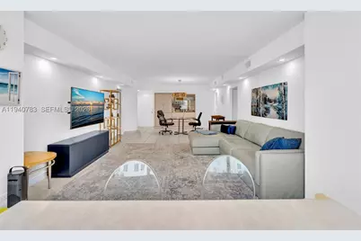 5005 Collins #824, Miami Beach, FL 33140 - Photo 31