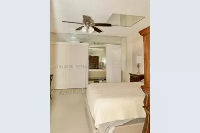 5860 NW 44th #102, Lauderhill, FL 33319 - Photo 13