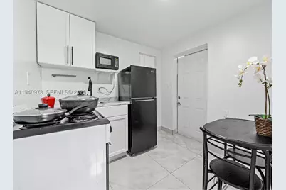 1230 NW 35th, Miami, FL 33142 - Photo 17