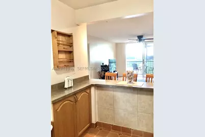 8900 Washington #PH19, Pembroke Pines, FL 33025 - Photo 5