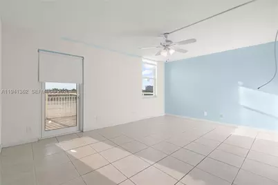 437 Golden Isles #4D, Hallandale Beach, FL 33009 - Photo 11