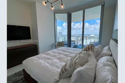 851 NE 1st #3606, Miami, FL 33132 - Photo 11