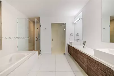 1010 SW 2nd #506, Miami, FL 33130 - Photo 15