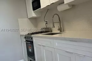 6484 Indian Creek, Miami Beach, FL 33141 - Photo 9