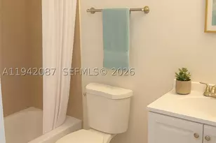 16585 NE 3, Miami, FL 33162 - Photo 9