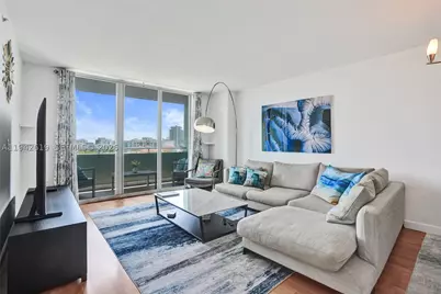 90 Alton #807, Miami Beach, FL 33139 - Photo 19