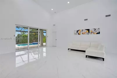 4009 W Jacaranda, Cape Coral, FL 33993 - Photo 13