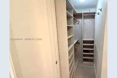 488 NE 18th #700, Miami, FL 33132 - Photo 31