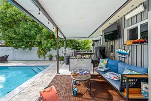 864 E 29th, Hialeah, FL 33013 - Photo 7