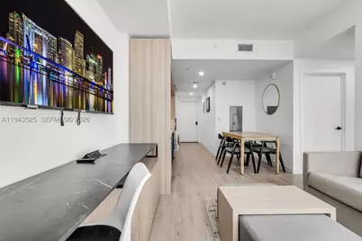 225 N Miami #1005, Miami, FL 33128 - Photo 5