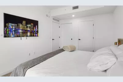 225 N Miami #1005, Miami, FL 33128 - Photo 9