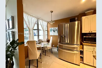 301 174th #2201, Sunny Isles Beach, FL 33160 - Photo 17