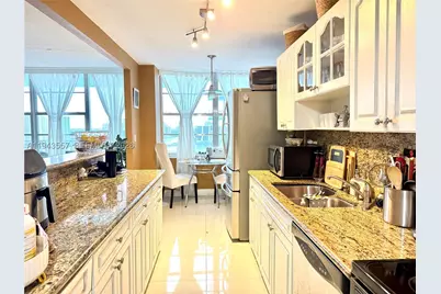 301 174th #2201, Sunny Isles Beach, FL 33160 - Photo 5