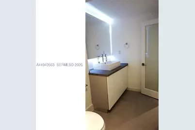 100 Lincoln #420, Miami Beach, FL 33139 - Photo 17