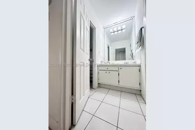 100 Lincoln #524, Miami Beach, FL 33139 - Photo 5