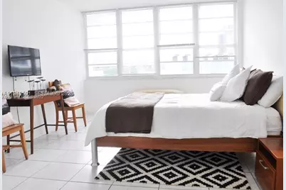 100 Lincoln #522, Miami Beach, FL 33139 - Photo 7