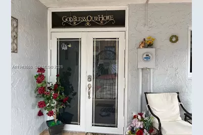4211 W 10th, Hialeah, FL 33012 - Photo 3