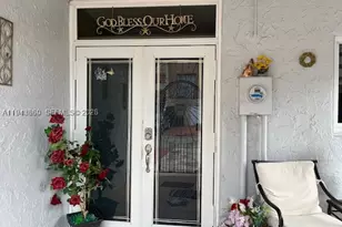 4211 W 10th, Hialeah, FL 33012 - Photo 3