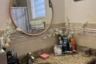 4211 W 10th, Hialeah, FL 33012 - Photo 19