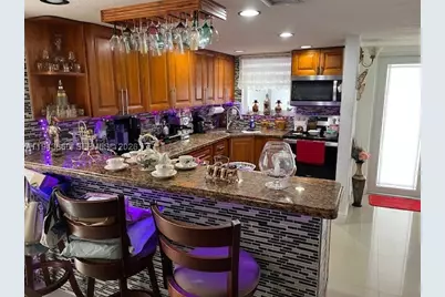 4211 W 10th, Hialeah, FL 33012 - Photo 5