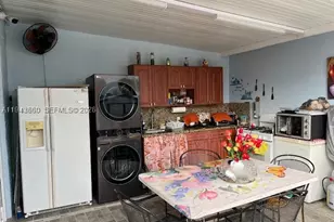 4211 W 10th, Hialeah, FL 33012 - Photo 13