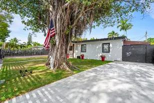 11415 SW 56th, Miami, FL 33165 - Photo 13