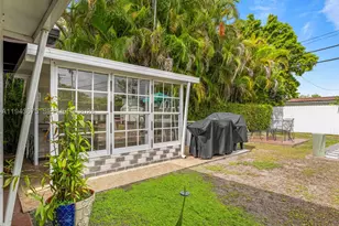 11415 SW 56th, Miami, FL 33165 - Photo 57