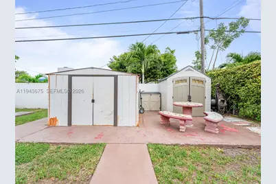 11415 SW 56th, Miami, FL 33165 - Photo 43