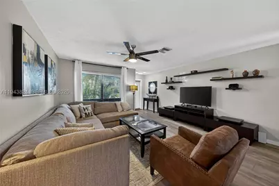 371 SE 3rd, Pompano Beach, FL 33060 - Photo 35