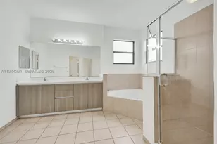 3504 W 94th, Hialeah, FL 33018 - Photo 37