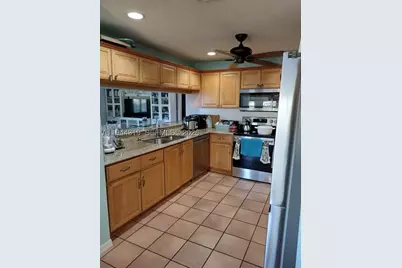14531 Hickory, Davie, FL 33325 - Photo 9