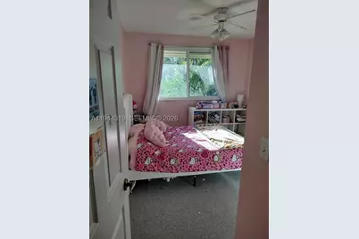 14531 Hickory, Davie, FL 33325 - Photo 17