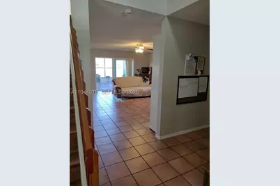 14531 Hickory, Davie, FL 33325 - Photo 5