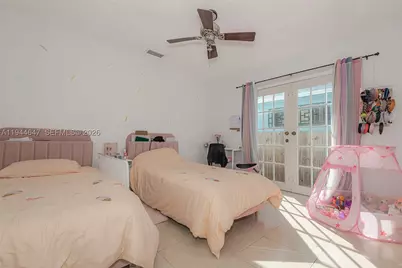 8950 Harding, Surfside, FL 33154 - Photo 13