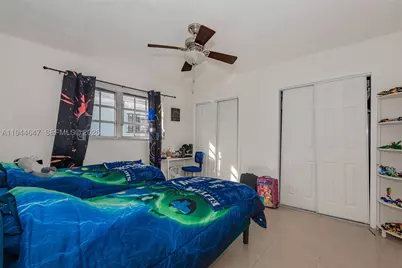 8950 Harding, Surfside, FL 33154 - Photo 15