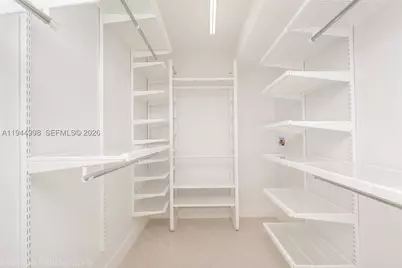 5555 Collins #9U, Miami Beach, FL 33140 - Photo 33