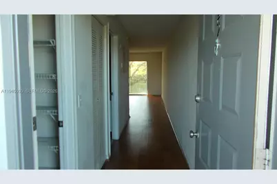 1400 SW 124th #205Q, Pembroke Pines, FL 33027 - Photo 13