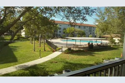 1400 SW 124th #205Q, Pembroke Pines, FL 33027 - Photo 27