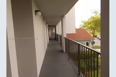 1400 SW 124th #205Q, Pembroke Pines, FL 33027 - Photo 11